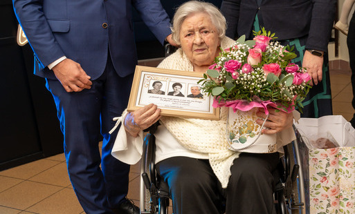 Zdjęcie do 100 lat Pani Marianny. Piękny jubileusz mieszkanki Gościna.